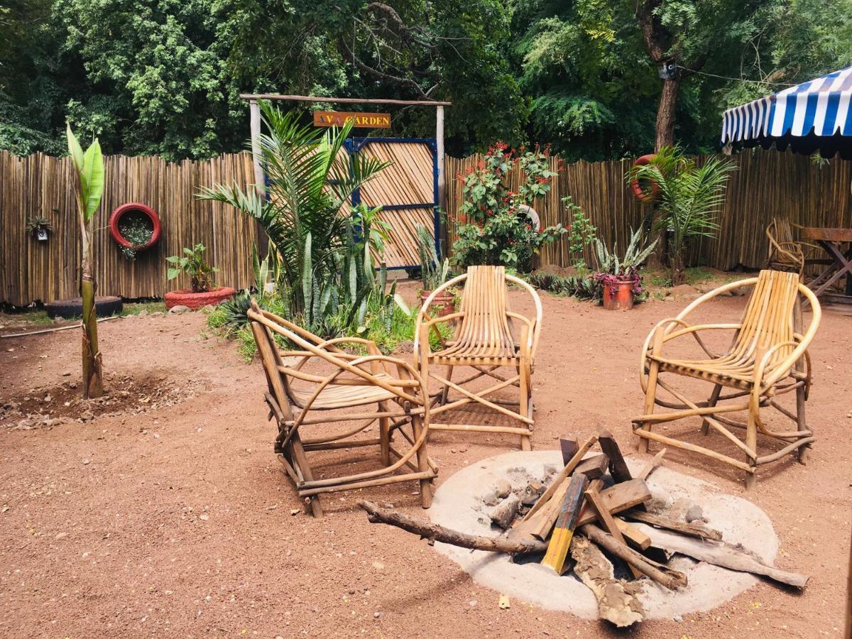 Апартаменты Ava Garden Backpackers Мто-ва-Мбу Экстерьер фото