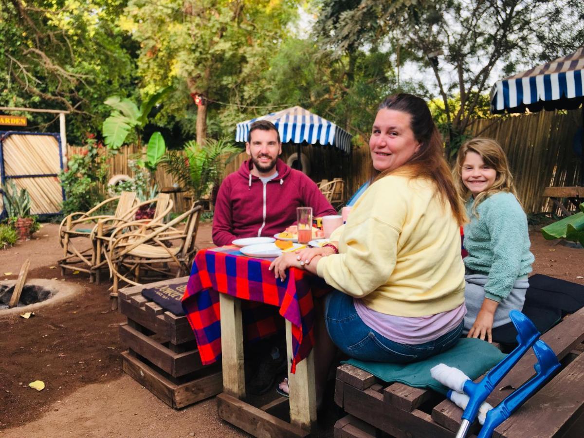 Апартаменты Ava Garden Backpackers Мто-ва-Мбу Экстерьер фото